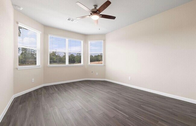 Building Photo - 23547 Montague Dr