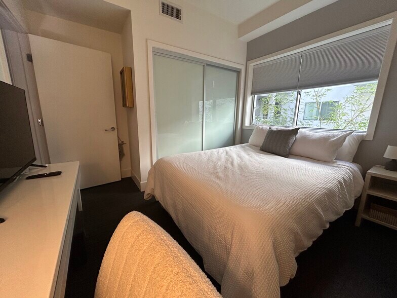 Building Photo - 1700 Sawtelle Blvd