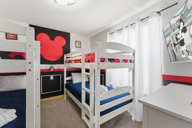 Building Photo - 2440 Dubai St