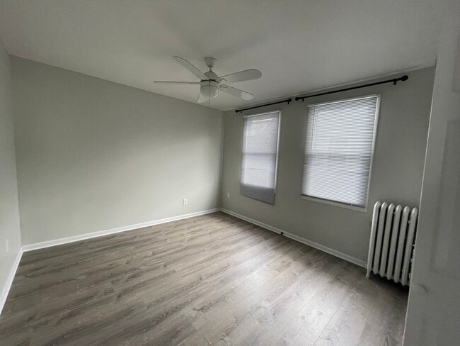 Building Photo - 108 Concord St