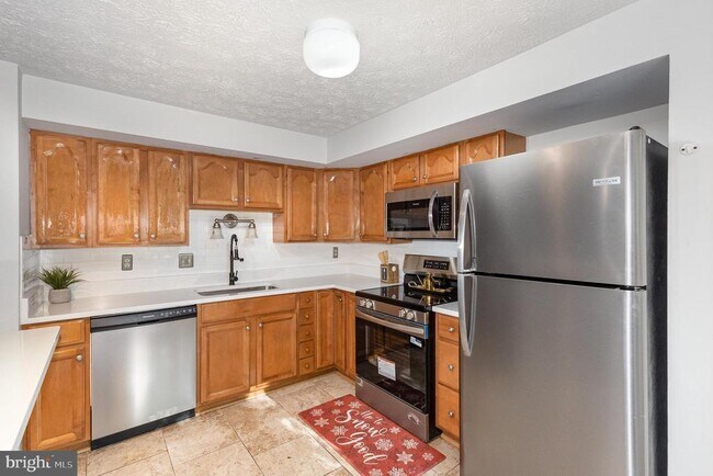 Building Photo - 14135 Honey Hill Ct