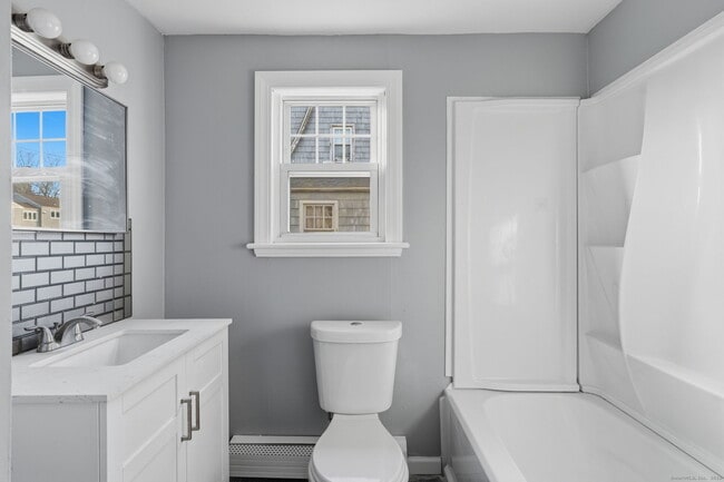 Building Photo - 37 1/2 South St