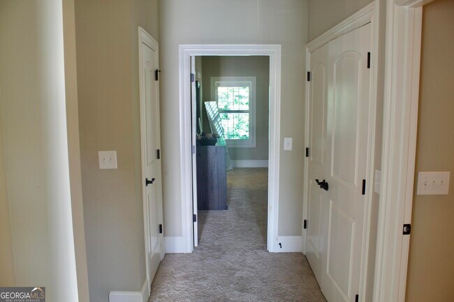 Building Photo - 2559 Willow Fld Xing