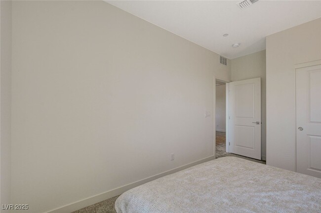 Building Photo - 1561 Crowned Eagle St