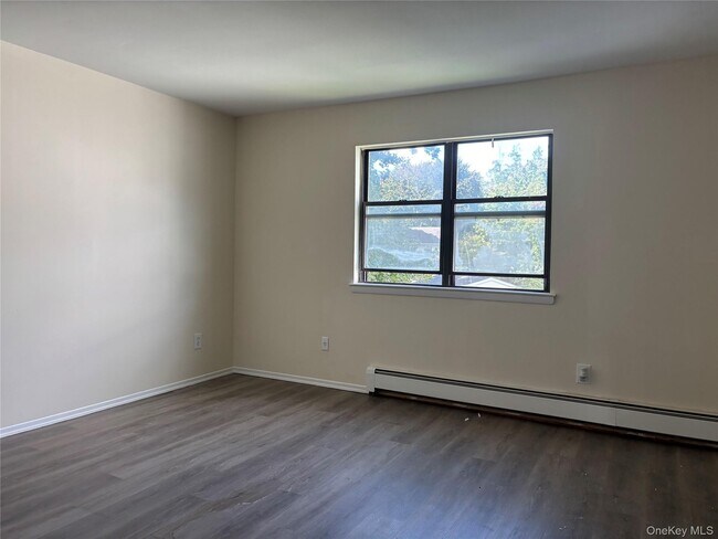 Building Photo - 3b Park Manor Ct