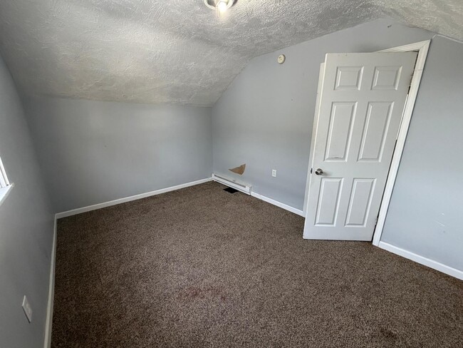 Building Photo - 619 McKinley Ave