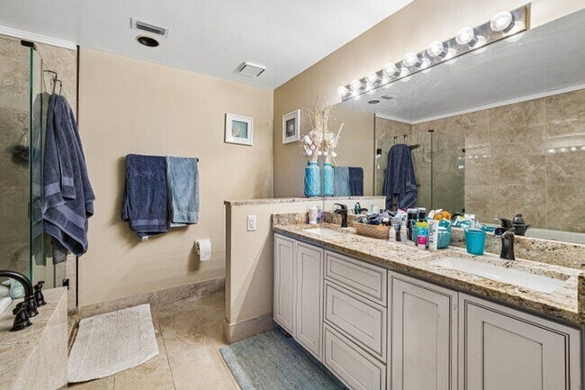 Building Photo - 7366 Ashley Shores Cir