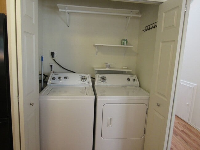 Building Photo - Double Master layout