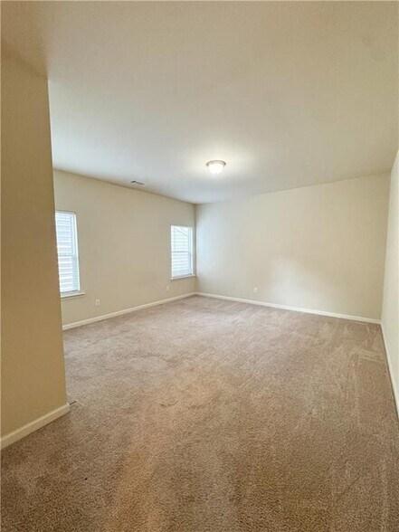 Building Photo - 198 Hardy Water Dr SE