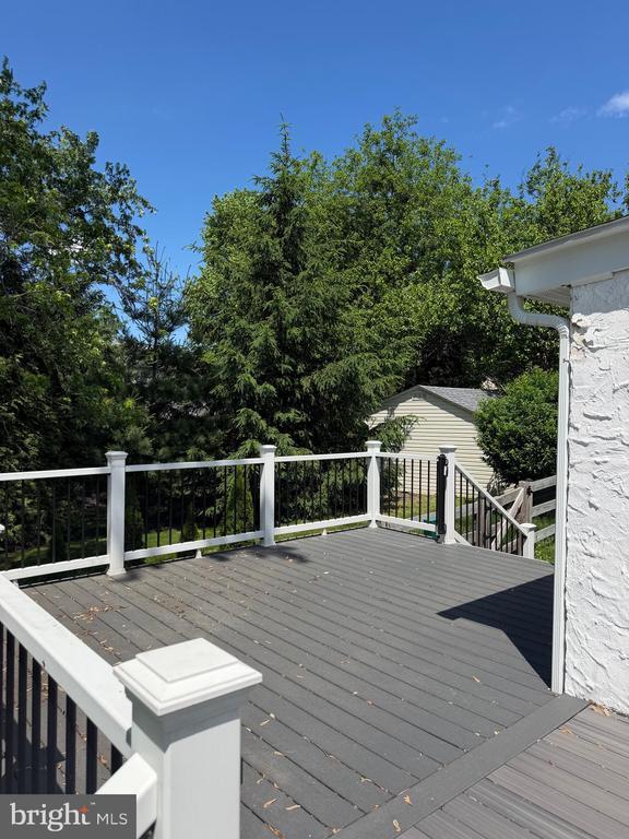 Building Photo - 121 MacDade Rd
