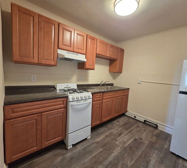 Building Photo - 19 S 12th St