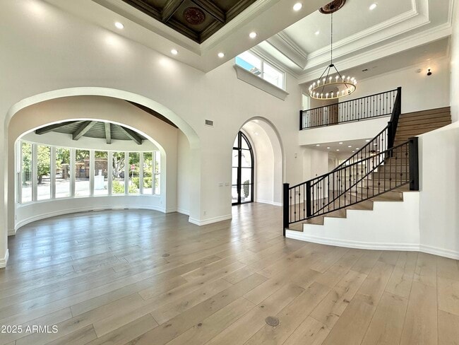Building Photo - 1523 E Treasure Cove Dr
