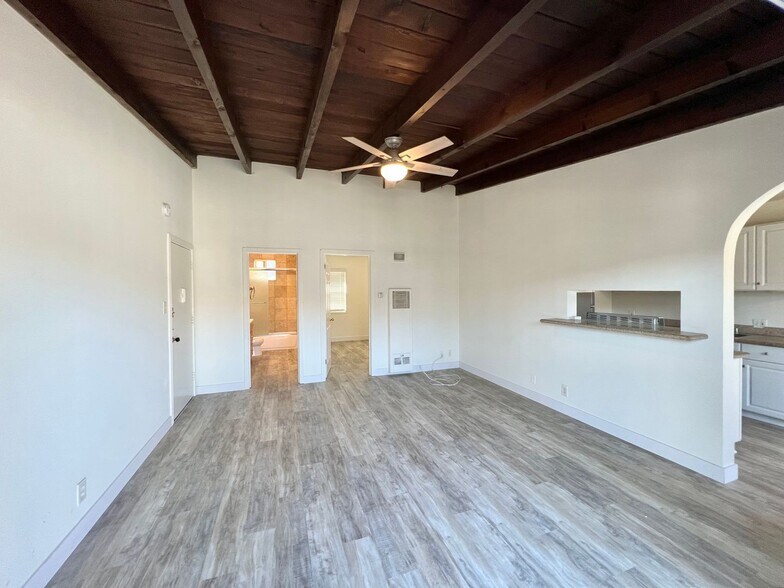 Building Photo - 3608 Keystone Av