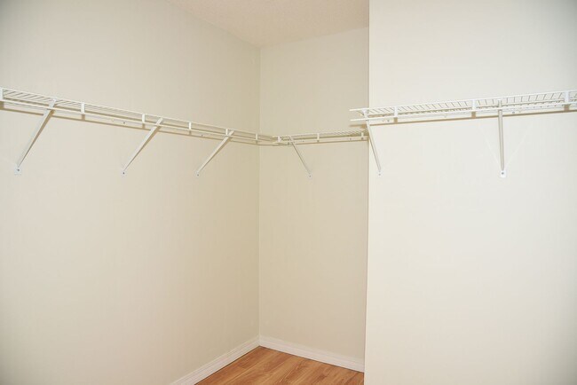 Building Photo - 3 Bedroom in Bluewater Bay!
