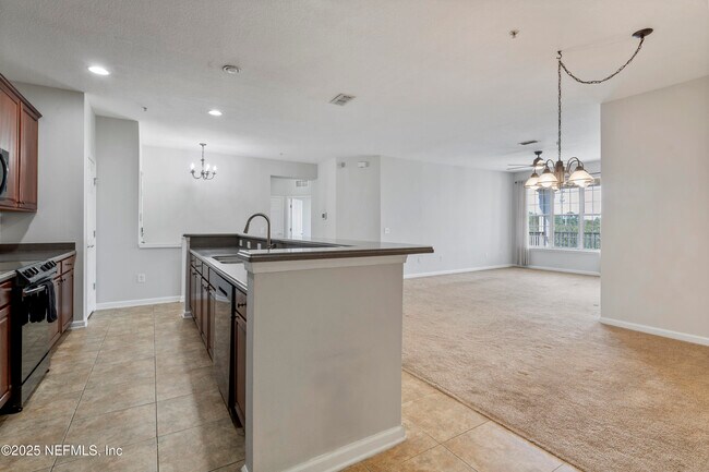 Building Photo - 11251 Campfield Dr