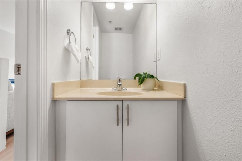 Building Photo - 387 Ralph McGill Blvd NE