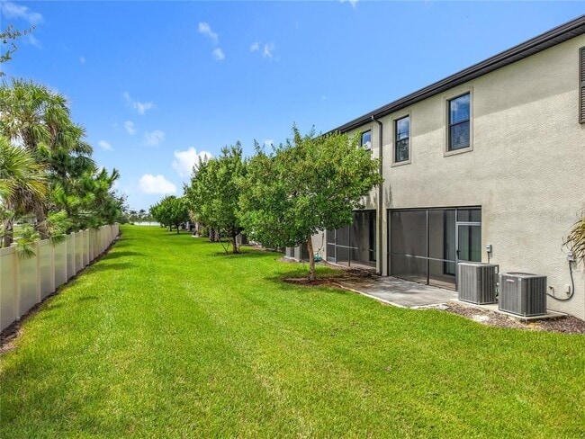 Building Photo - 14119 Pine Lodge Ln