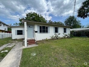 Building Photo - 5551 Dakota Dr