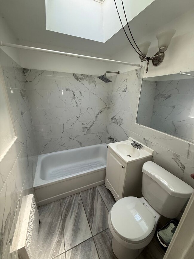 Building Photo - Three bedroom single-family home in Lawncrest-Northeast Philadelphia