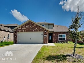 Building Photo - 1106 Clark Dr