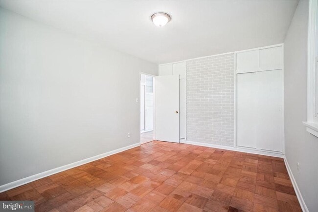 Building Photo - 3135 Manor Rd