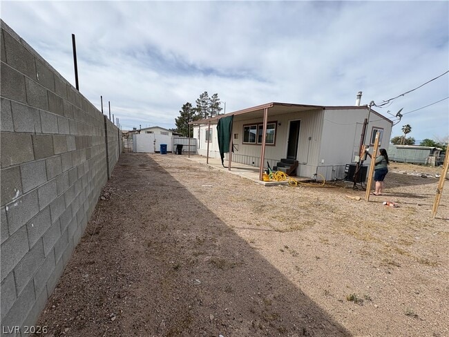 Building Photo - 223 Mojave Ln