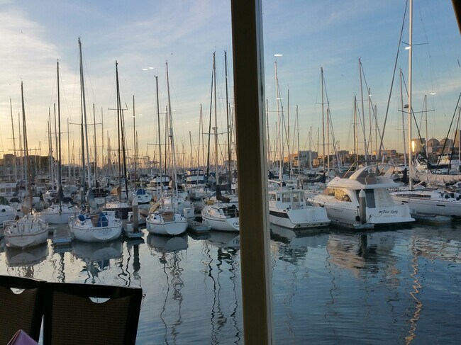 Alameda marina (5 min by car, 7 min by bike, 15 walk) - 2206 Lincoln Ave