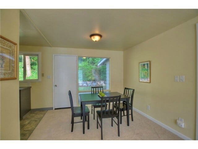 Building Photo - 3BR/1BA Single Family House - Bellevue