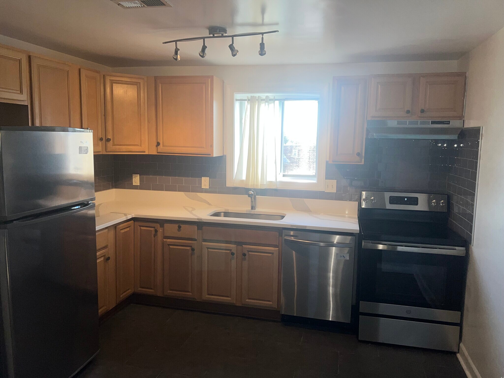 Building Photo - 4312 4th St NW