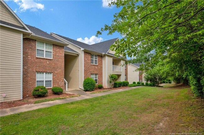 Building Photo - 3BD 2Bath Condo