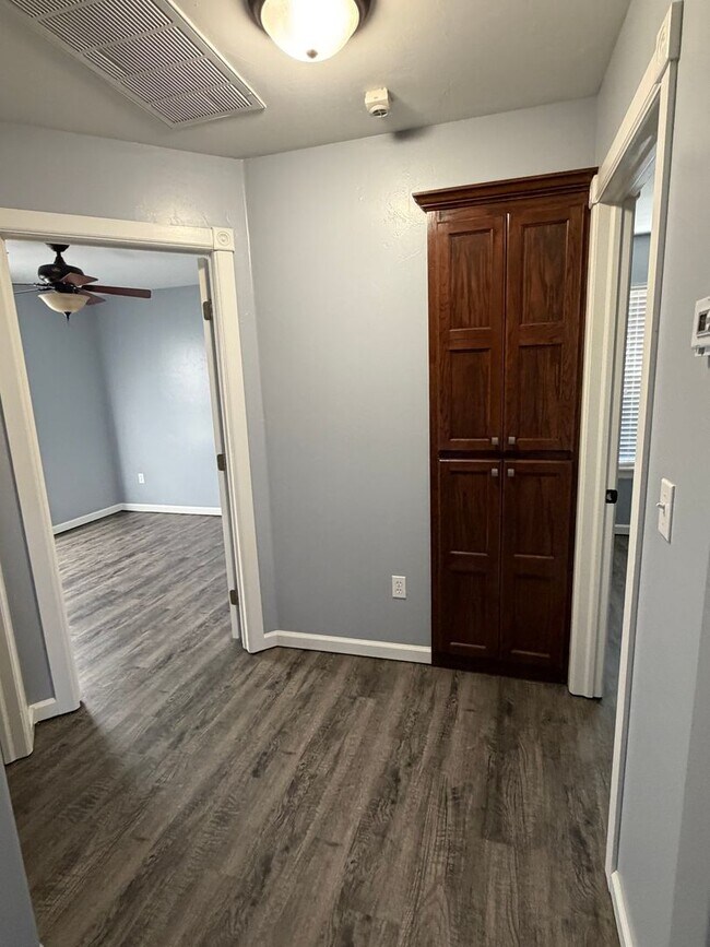 Building Photo - 1104 Morning Side Ct