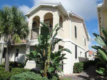 Building Photo - 8537 Insular Ln