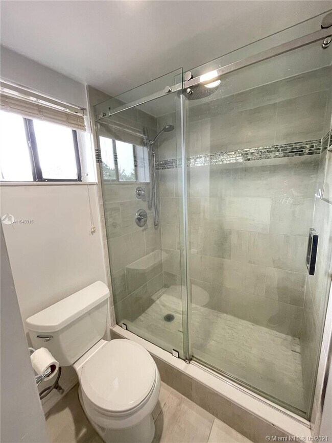 Building Photo - 8055 SW 21st Ct