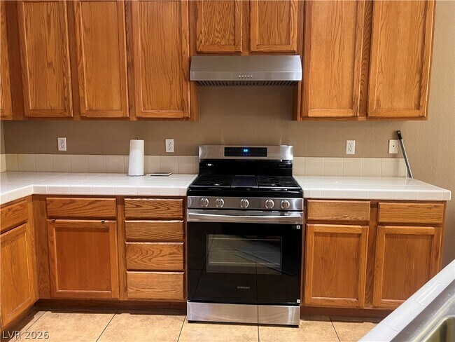 Building Photo - 7084 Somera Way