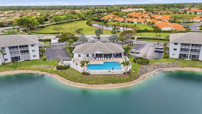 Building Photo - 7831 Regal Heron Cir