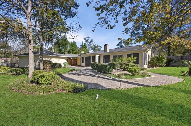 Building Photo - 25 Little John Ln