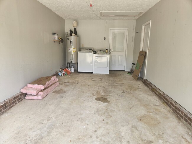 Building Photo - 509 Auburndale Ln