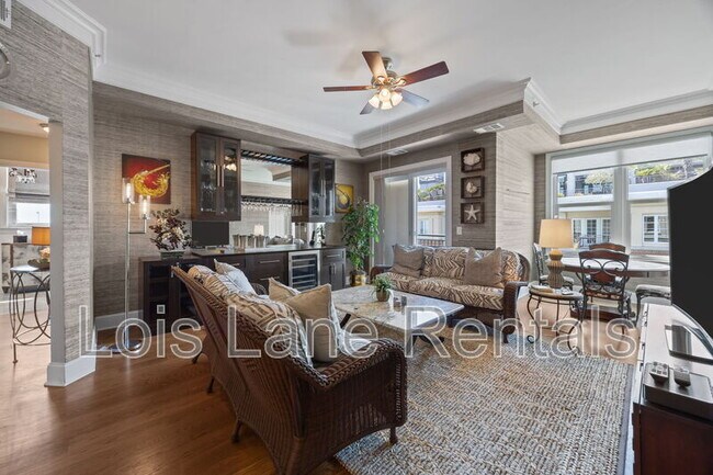 Building Photo - 2 Wharfside St