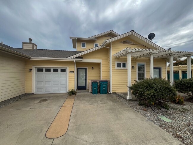 Building Photo - 3-bedroom, 3-bath home in Orland - Westhaven Village 55+ Community!