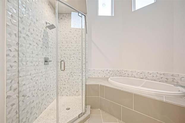 Building Photo - 8930 Spring Knoll Forest Dr