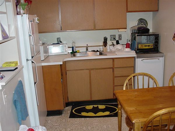 Building Photo - 813 S Main St