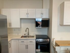 Building Photo - 18 Marsala Pl