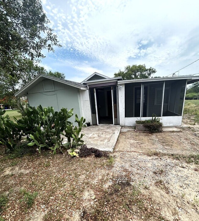 Primary Photo - Charming 3-Bedroom Rental in Tavares!