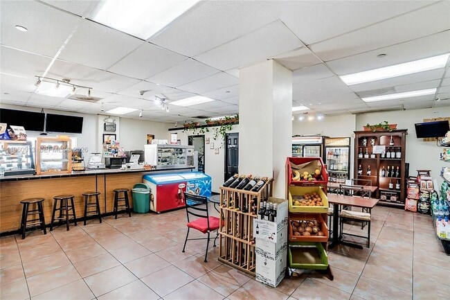 Building Photo - 2451 Brickell Ave