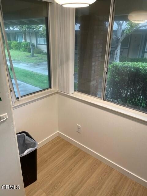 Building Photo - 130 E Alta Green