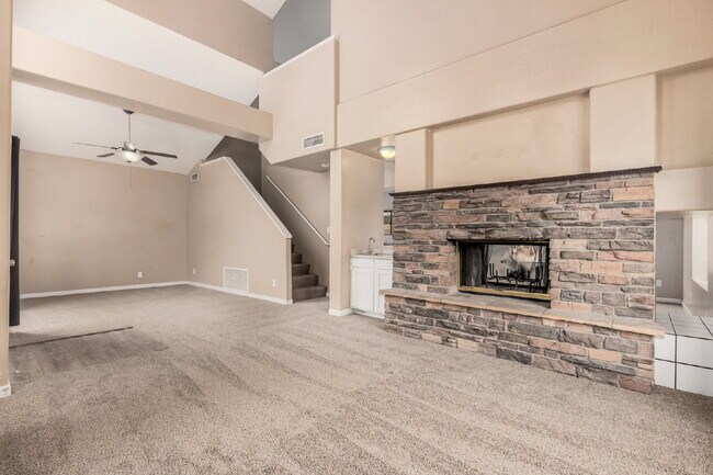 Building Photo - 3 bed 2.5 bath Single Family Home - Union ...