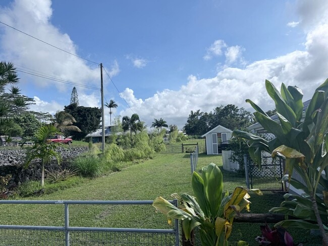 Building Photo - Pet-Friendly Furnished Studio in HPP | Fenced Yard Area