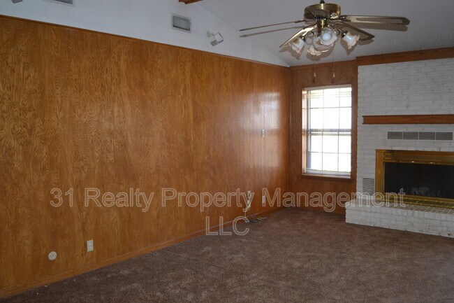 Building Photo - 66 Haven Cir