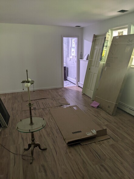 GL Family room 12x20 - 544 Drakestown Rd