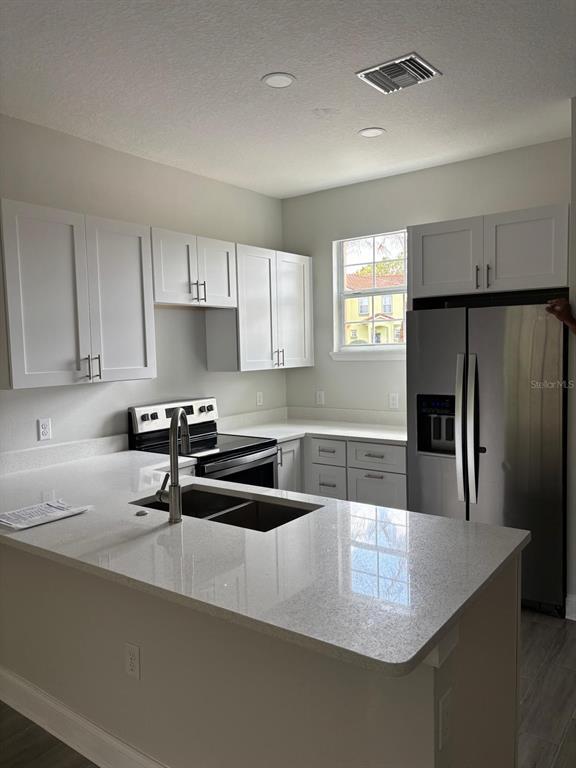 Building Photo - 427 Madison Cir
